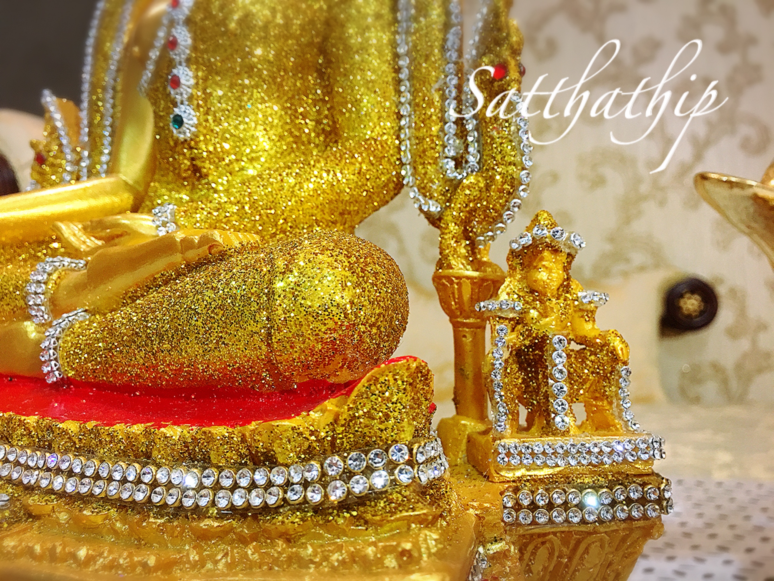 พระพุทธรูปพระพุทธชินราช จำลอง ประดับคริสตัล - พระพุทธรูปจำลอง - Buddha statue