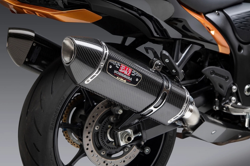 ท่อ Yoshimura R77 ท่อคู่ สลิปออน คาร์บอน สำหรับ Hayabusa 2022+ (For Exhibition only)