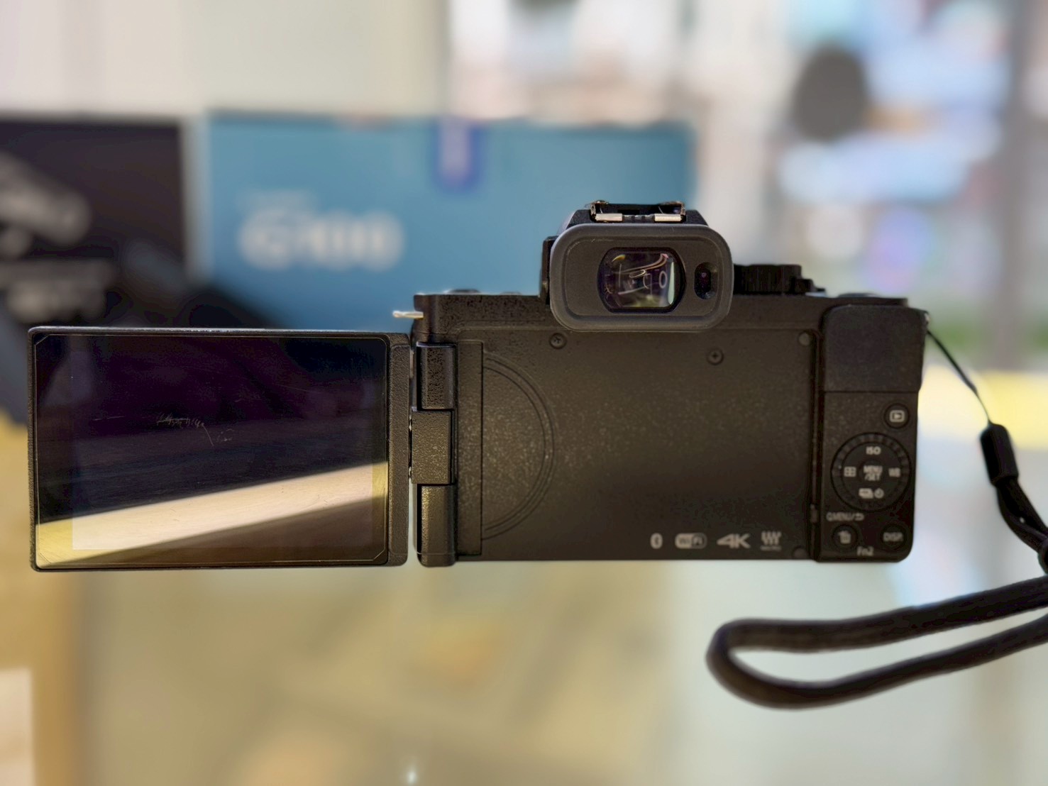 Panasonic Lumix G100