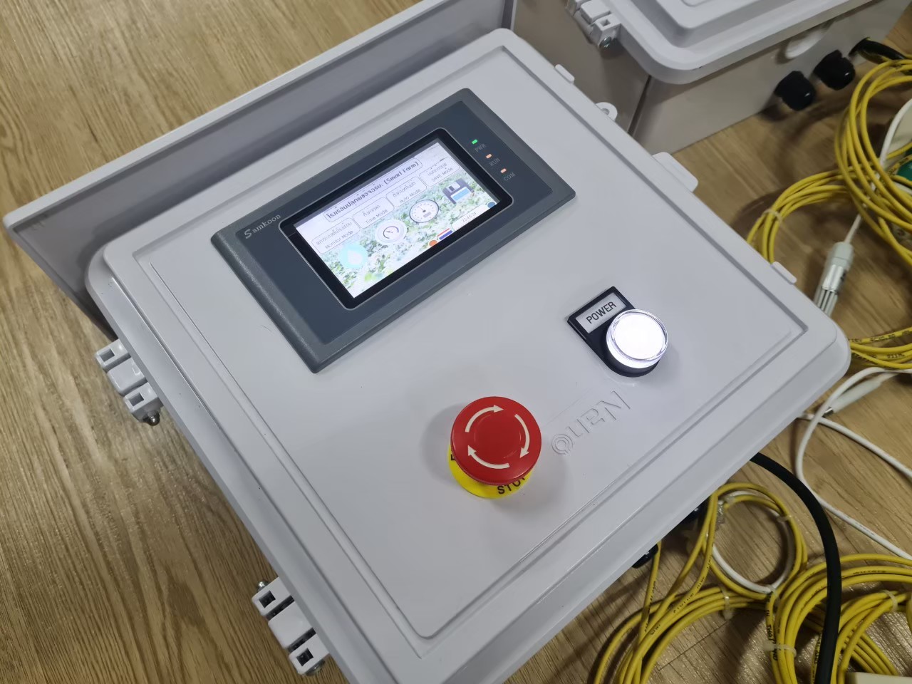 ตู้ควบคุม PLC HMI อ่านค่าสภาพแวดล้อม ขนาดเล็ก x SMC