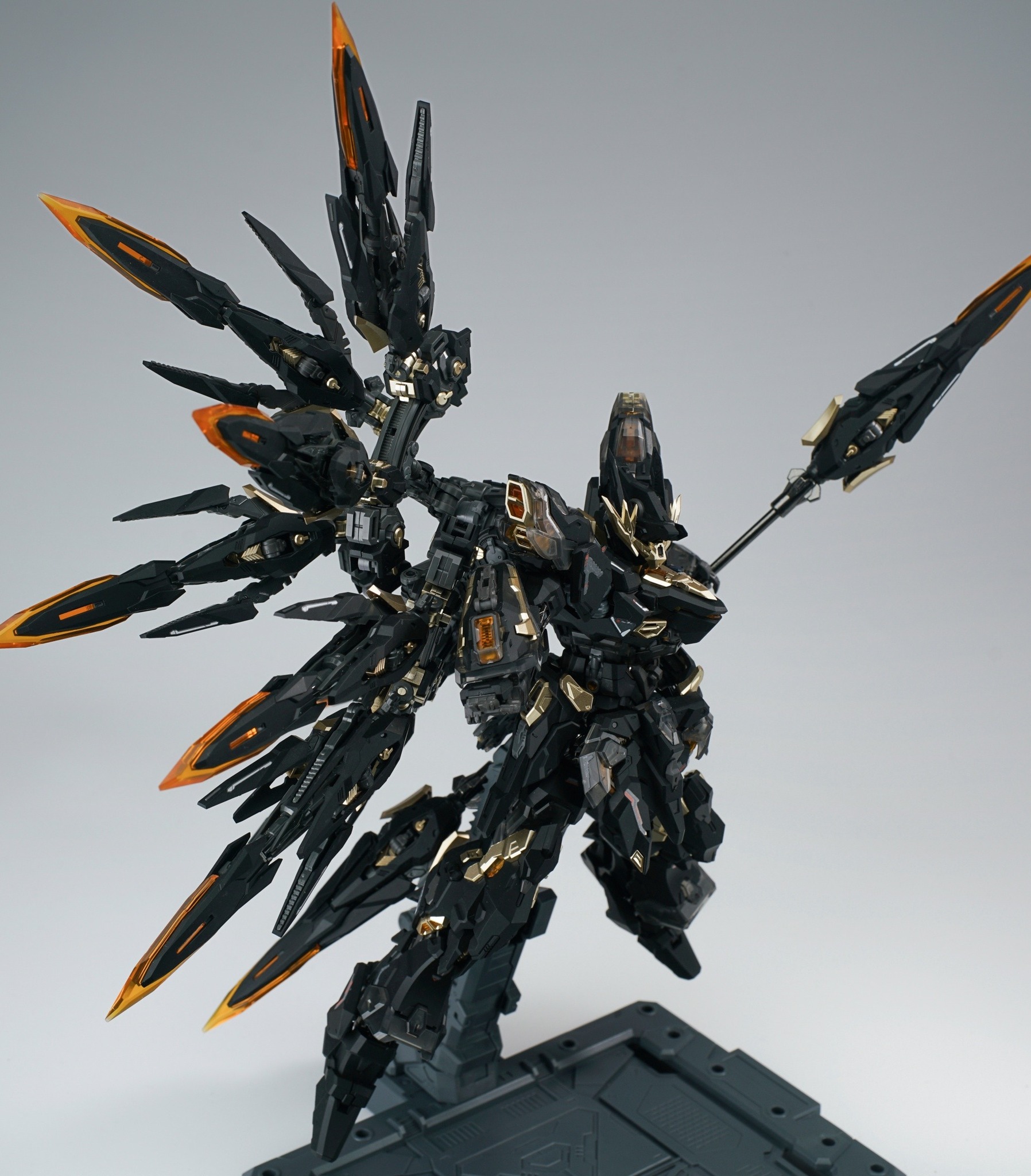 Vientiane Fusion - 1/100 Apocalypse Black Color