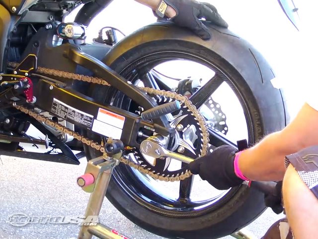 ล้อคาร์บอน BST รุ่น Black Diamond 5ก้านเฉียง สำหรับ S1000RR ปี 2015+