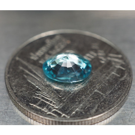 เพทาย (Blue Zircon) 1.50 กะรัตสีฟ้า