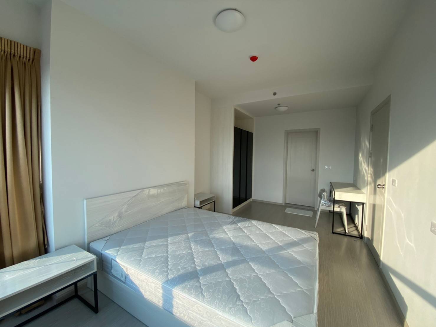 Chapter One Shine Bangpo