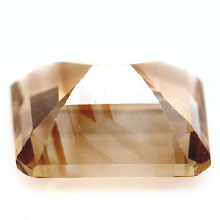 โทปาสสีแชมเปญ (Champagne Topaz) 3.80 กะรัต AAA