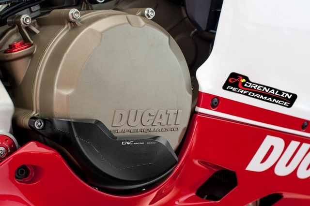 CNC Racing - ครอบคลัชฝั่งขวา (Clutch cover ) สำหรับ Panigale 959 1299