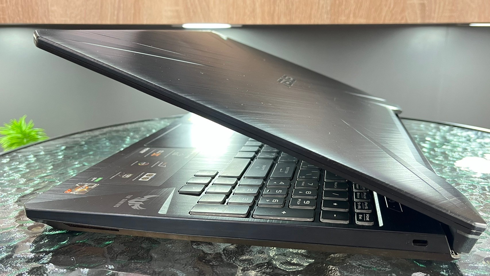 ASUS TUF GAMING FX505DT-AL043T (STEALTH BLACK)