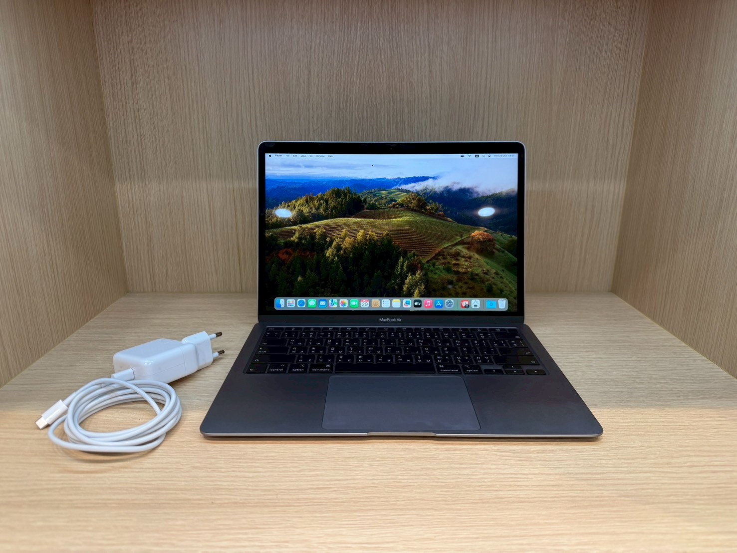 Macbook Air 13"(IntelCorei3 , 2020) 8GB/256 GB Space Gray