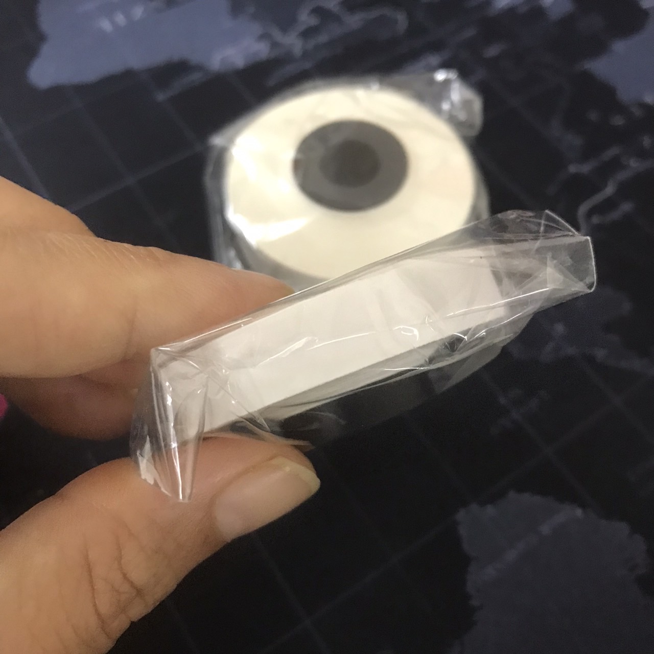 LABEL TAPE ลาเบลสติ๊กเกอร์ (เหลือง-ขาว) กว้าง 6 มม. ยาว 8 เมตร สำหรับเครื่องพิมพ์ปลอกสายไฟ L-MARK LK320