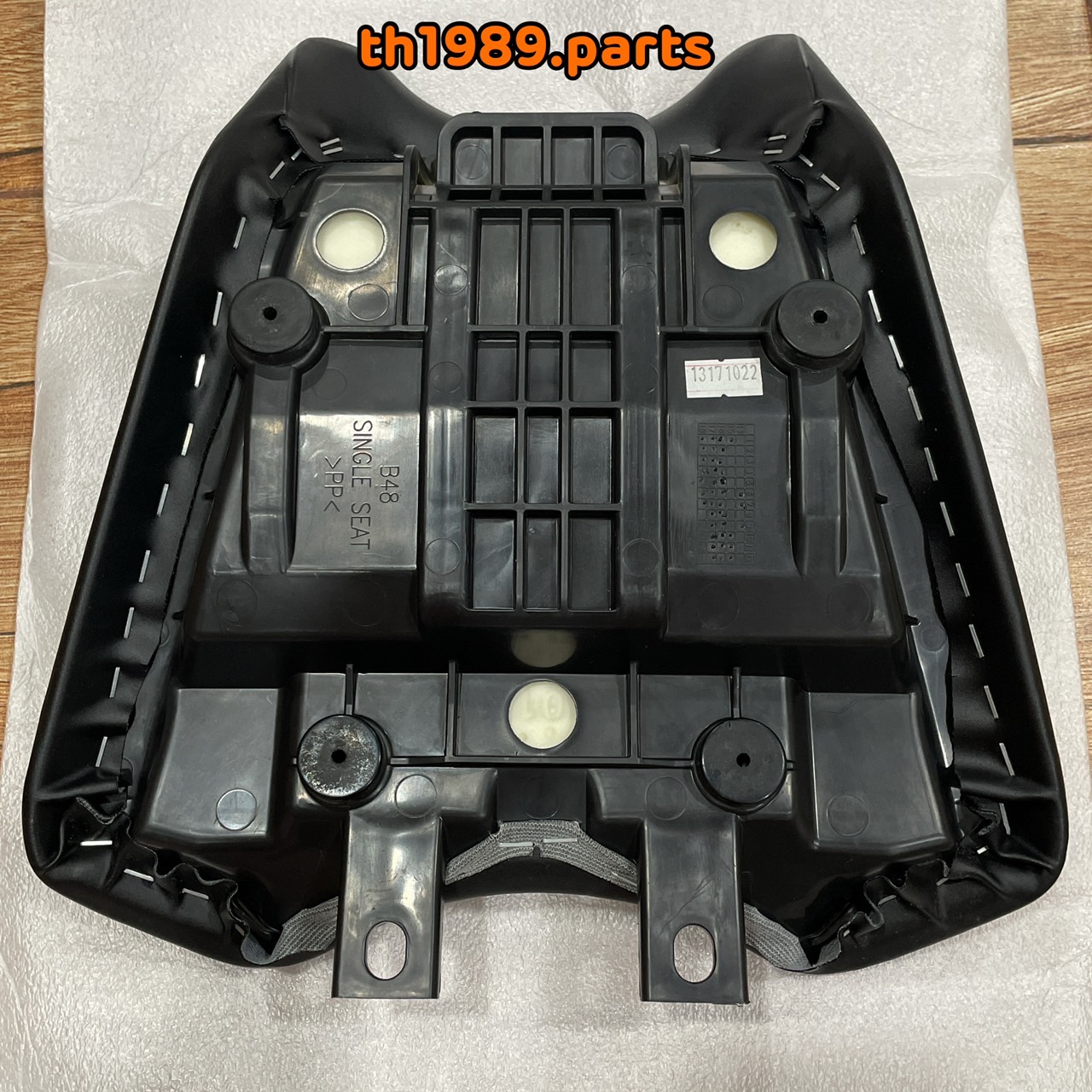 B48-F4710-00 ชุดเบาะ M-SLAZ ปี 2016-2018 รหัสทดแทน B48-F4710-10 อะไหล่แท้ YAMAHA