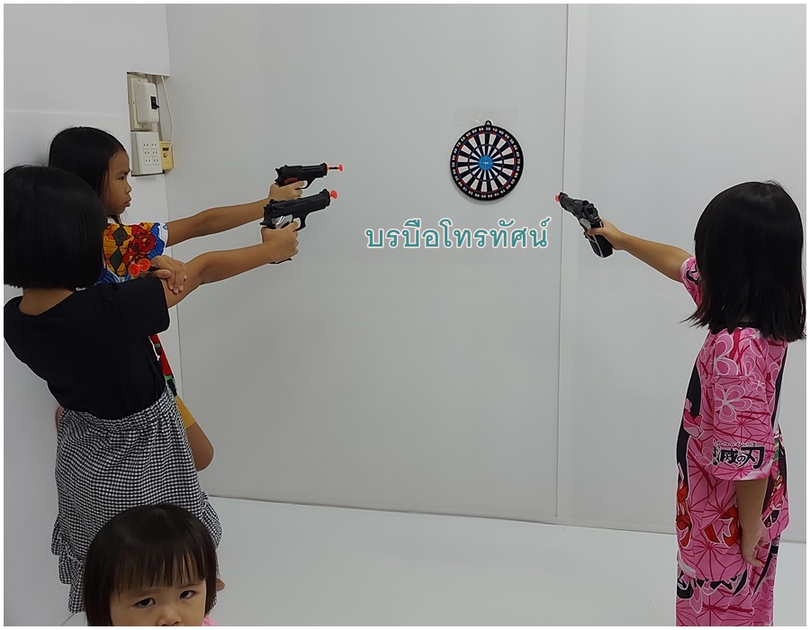 เครื่องบินทหาร เฮลิคอปเตอร์ รถของเล่นรถถังปืนใหญ่ รถ6ล้อผ้าใบ รถจิ๊บพ่วงถัง