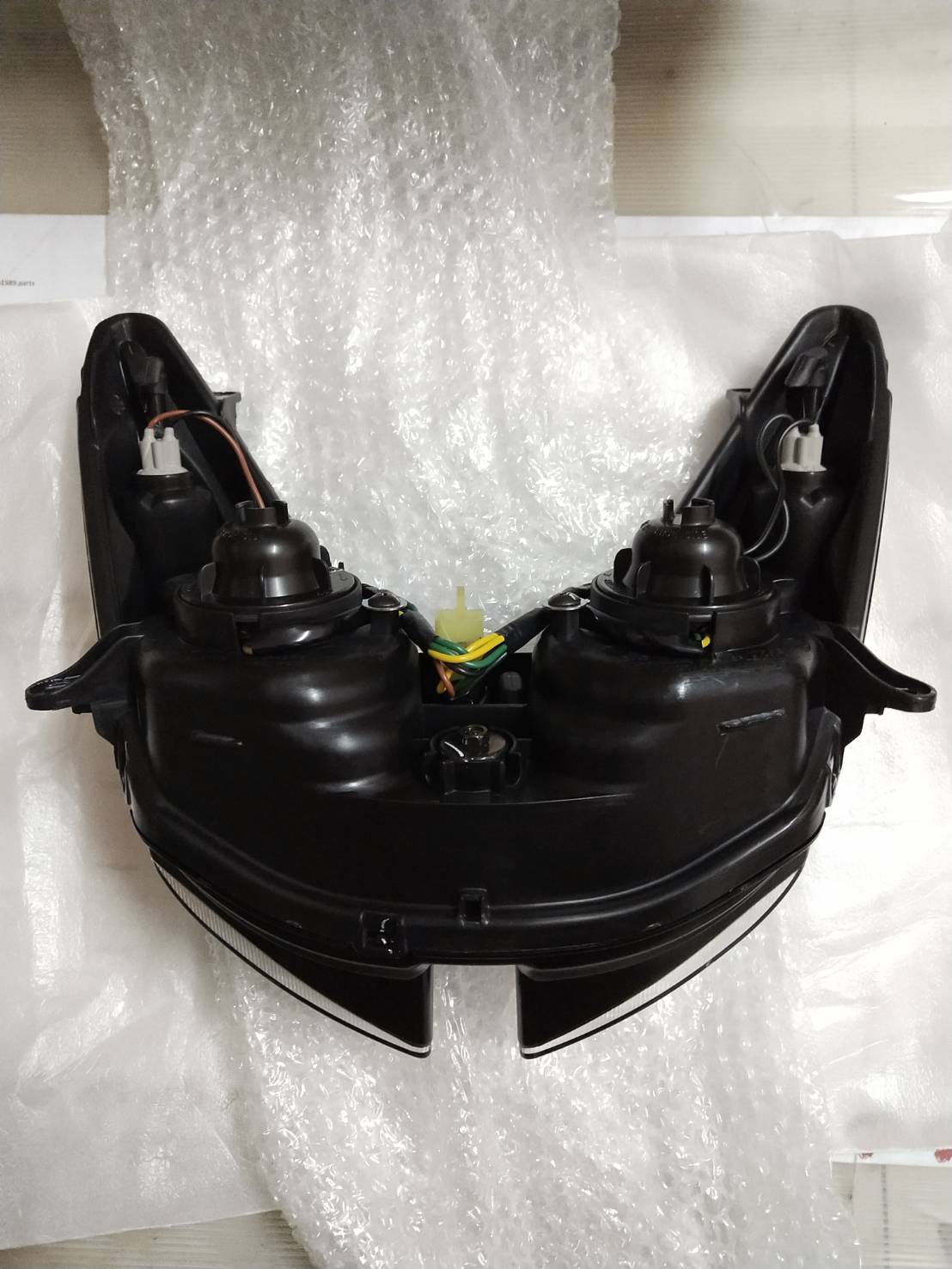 ชุดไฟหน้า โคมสีฟ้า สำหรับรุ่น NOUVO MX '2008 อะไหล่แท้ YAMAHA 1P7-H4300-10