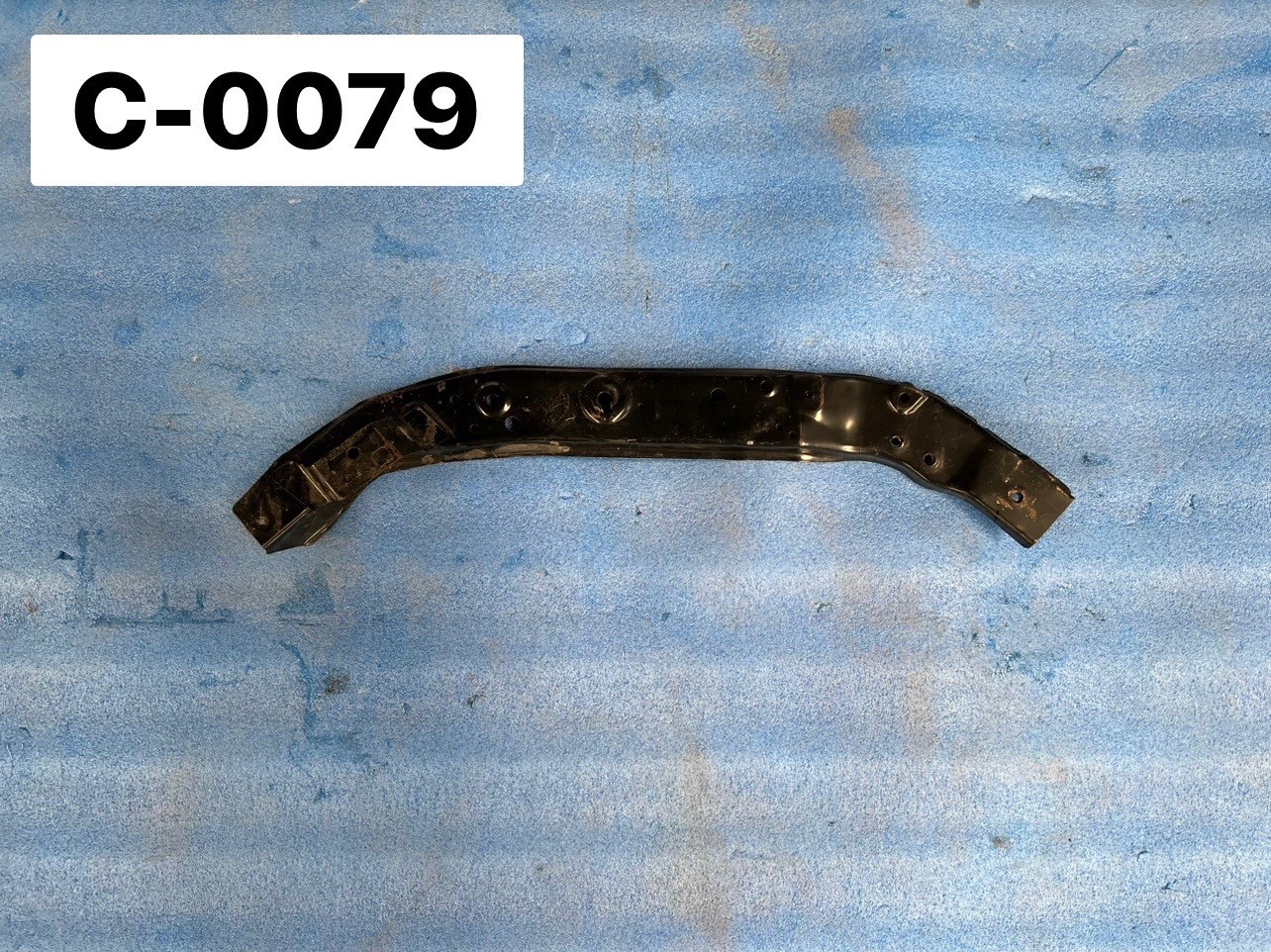 เบ้าไฟหน้า L Isuzu D-Max 2018