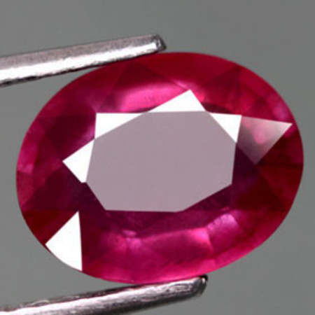 พลอยทับทิม (Ruby) 4.10 กะรัตสีชมพูแดงม่วง