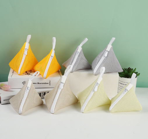 กระเป๋าผ้าใส่เศษเหรียญ,กระเป๋า