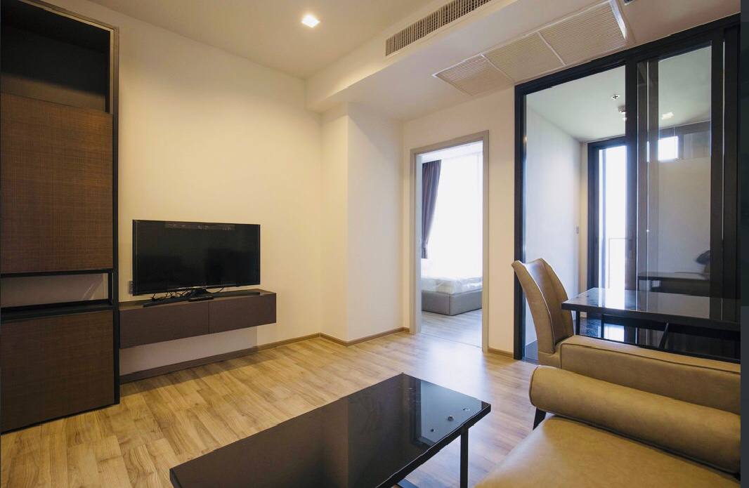 The Line Jatujak-Mochit