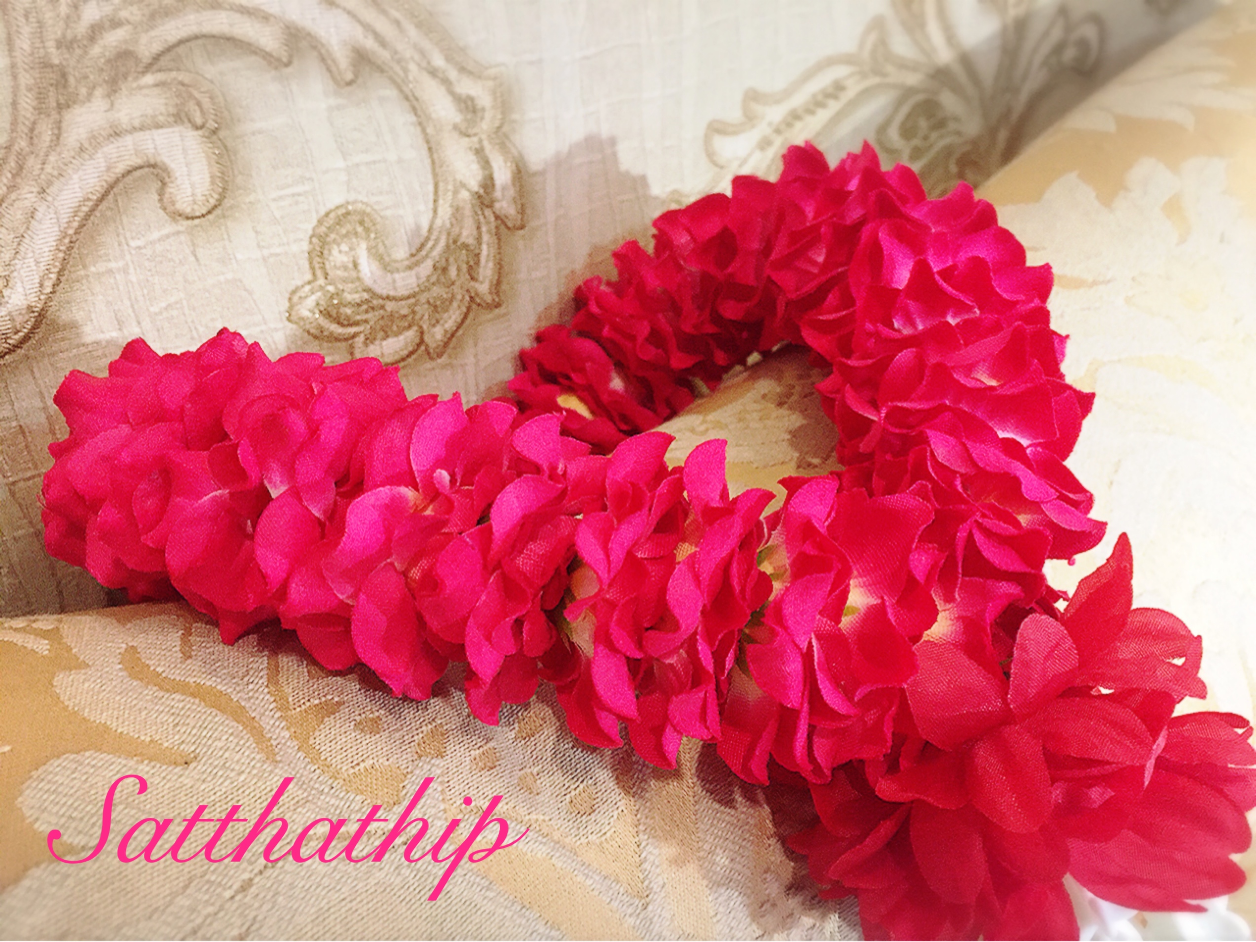 พวงมาลัยผ้า - พวงมาลัยดอกกุหลาบ ประดิษฐ์ - พวงมาลัยถวายศาลพระภูมิ - Fabric garland