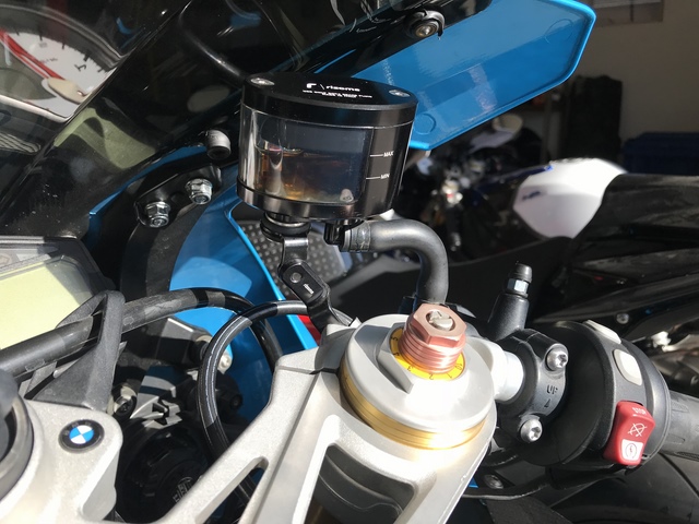 Rizoma Next -กระปุกน้ำมัน Next (Fluid Tank)