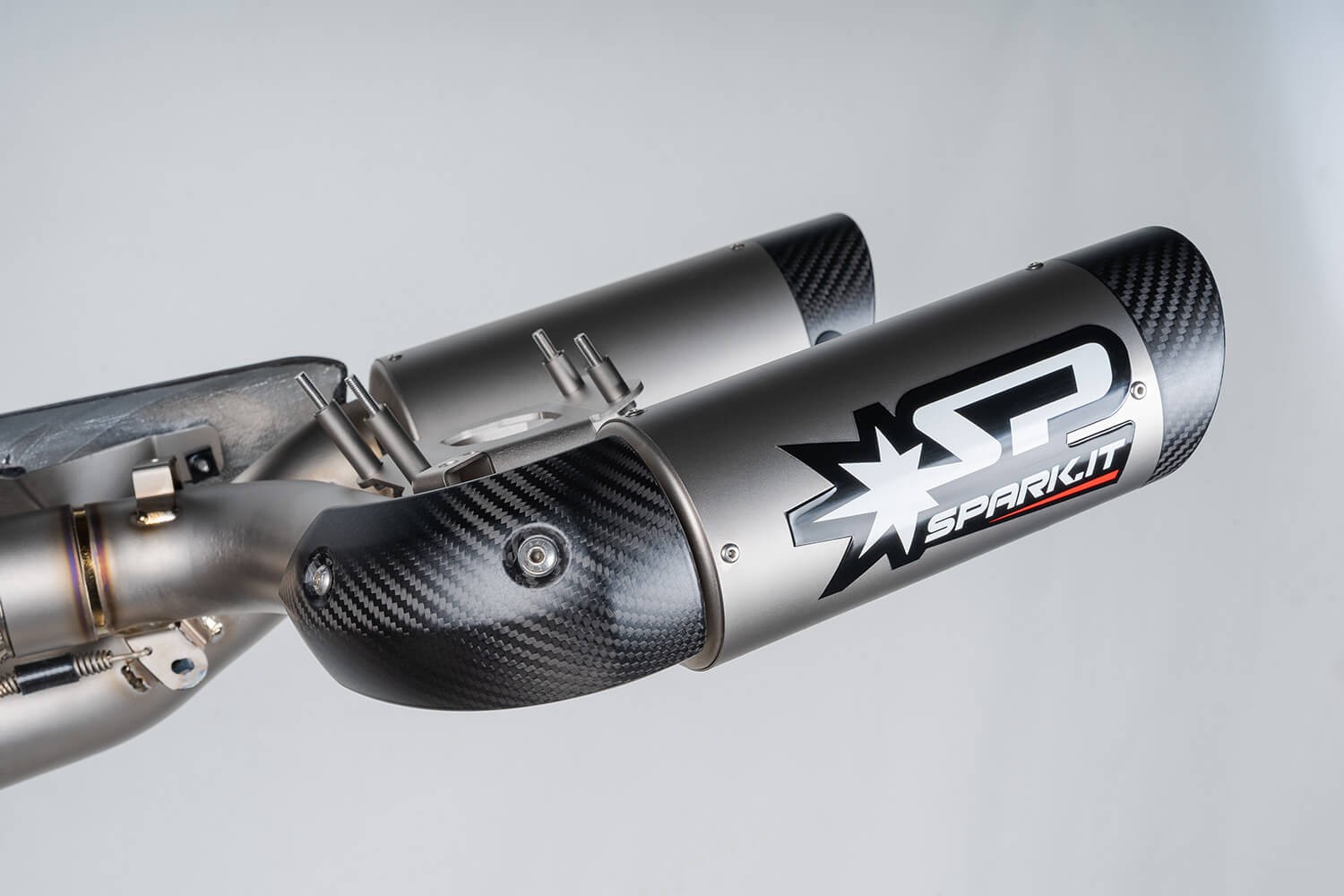 ท่อฟูล Spark exhaust ออกท้าย WSBK ไทเทเนียม