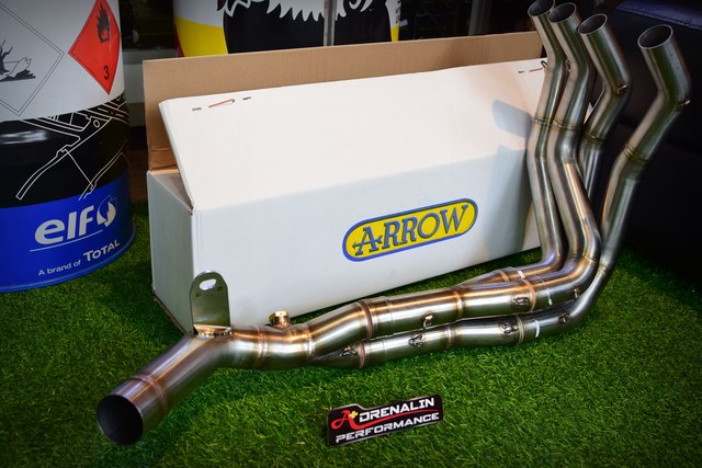 ท่อ Arrow รุ่น Pro-Race Titanium สำหรับ Z900 (For Exhibition only)
