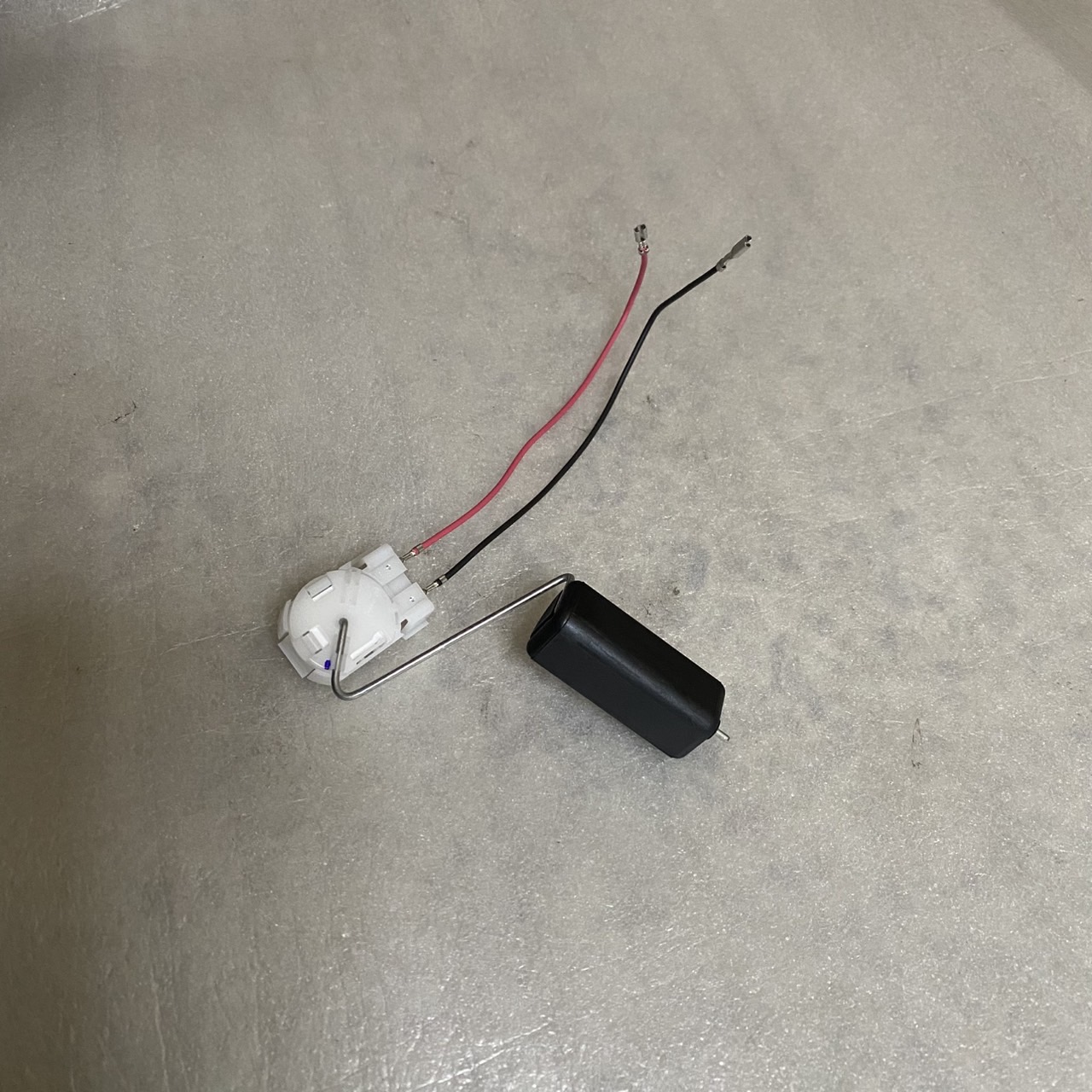 37800-KWW-601 ลูกลอยวัดระดับน้ำมันเชื้อเพลิง เวฟ110ไอ WAVE110I ตัวแรก อะไหล่แท้ HONDA