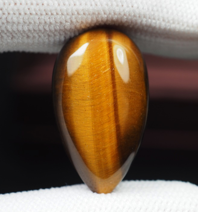 ไทเกอร์อาย (Tiger's eye) 20.65 กะรัต