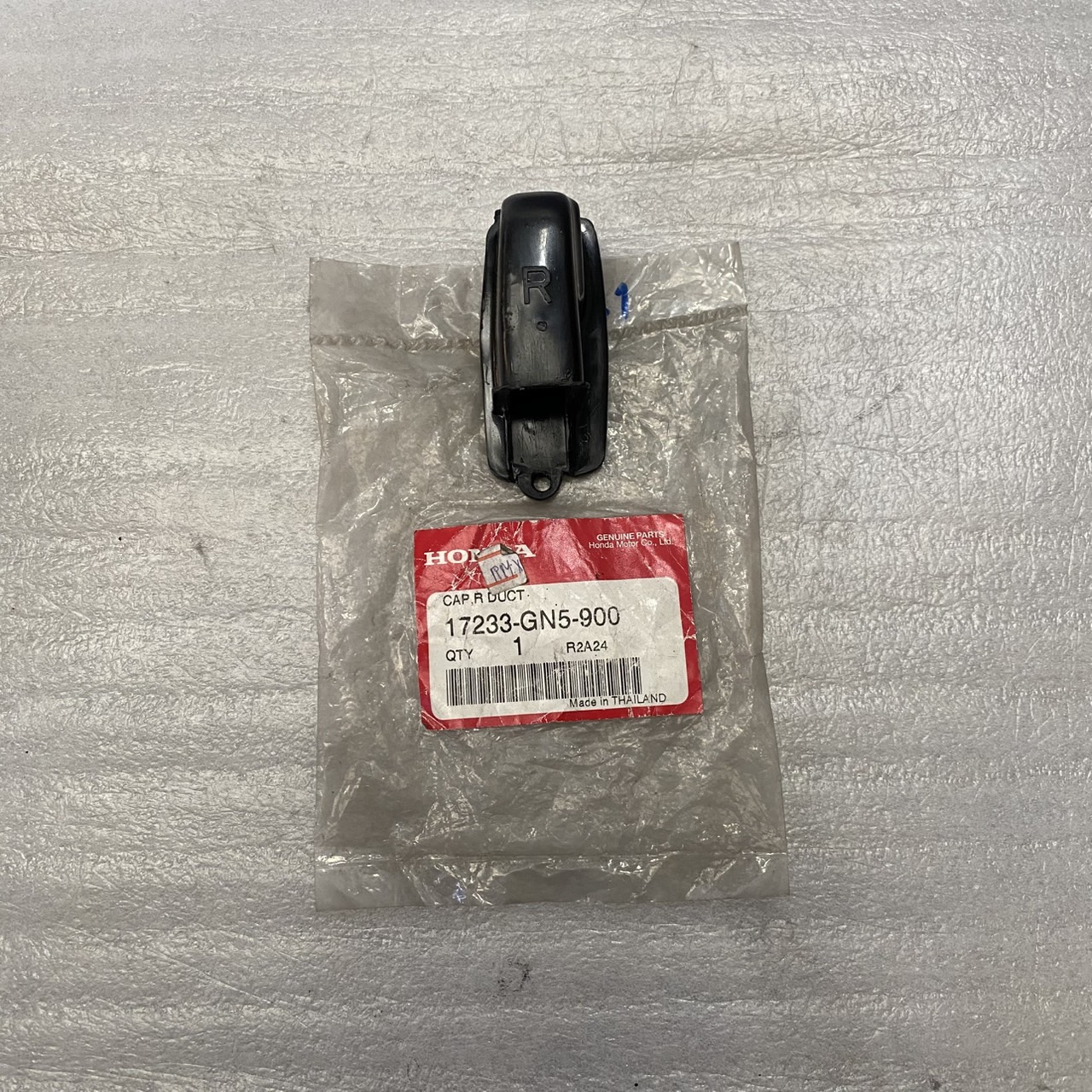 17233-GN5-900 ฝาครอบเรือนไส้กรองขวา NICE110 2000 อะไหล่แท้ HONDA
