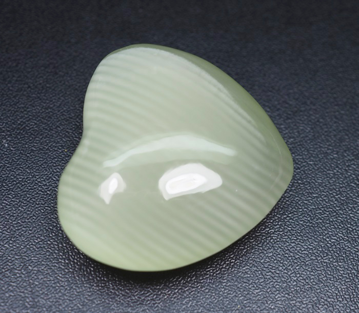 แคลไซต์สีเขียว (Calcite) 106.10 กะรัตขนาดใหญ่
