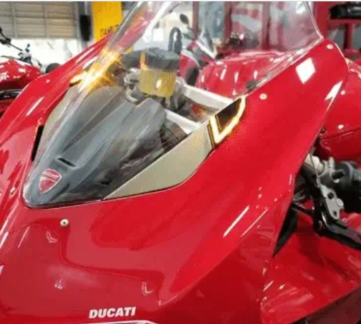 อุดกระจกไฟเลี้ยว futurismoto สำหรับ Panigale V4 2020+