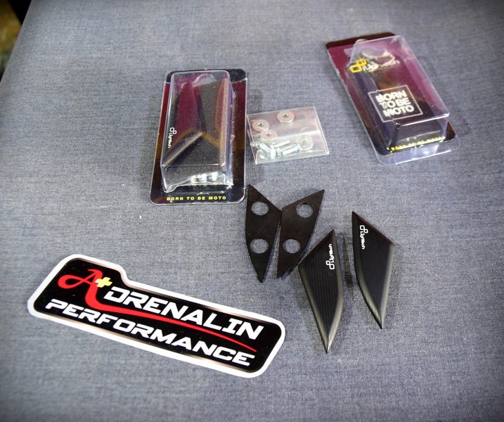 Lightech-อุดกระจก (mirror holes) สำหรับ Panigale V4 V4S V4R