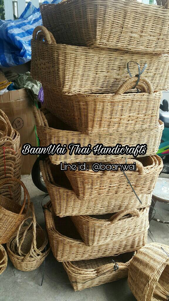 ตะกร้าหวาย หูแมว ทรงเหลี่ยม