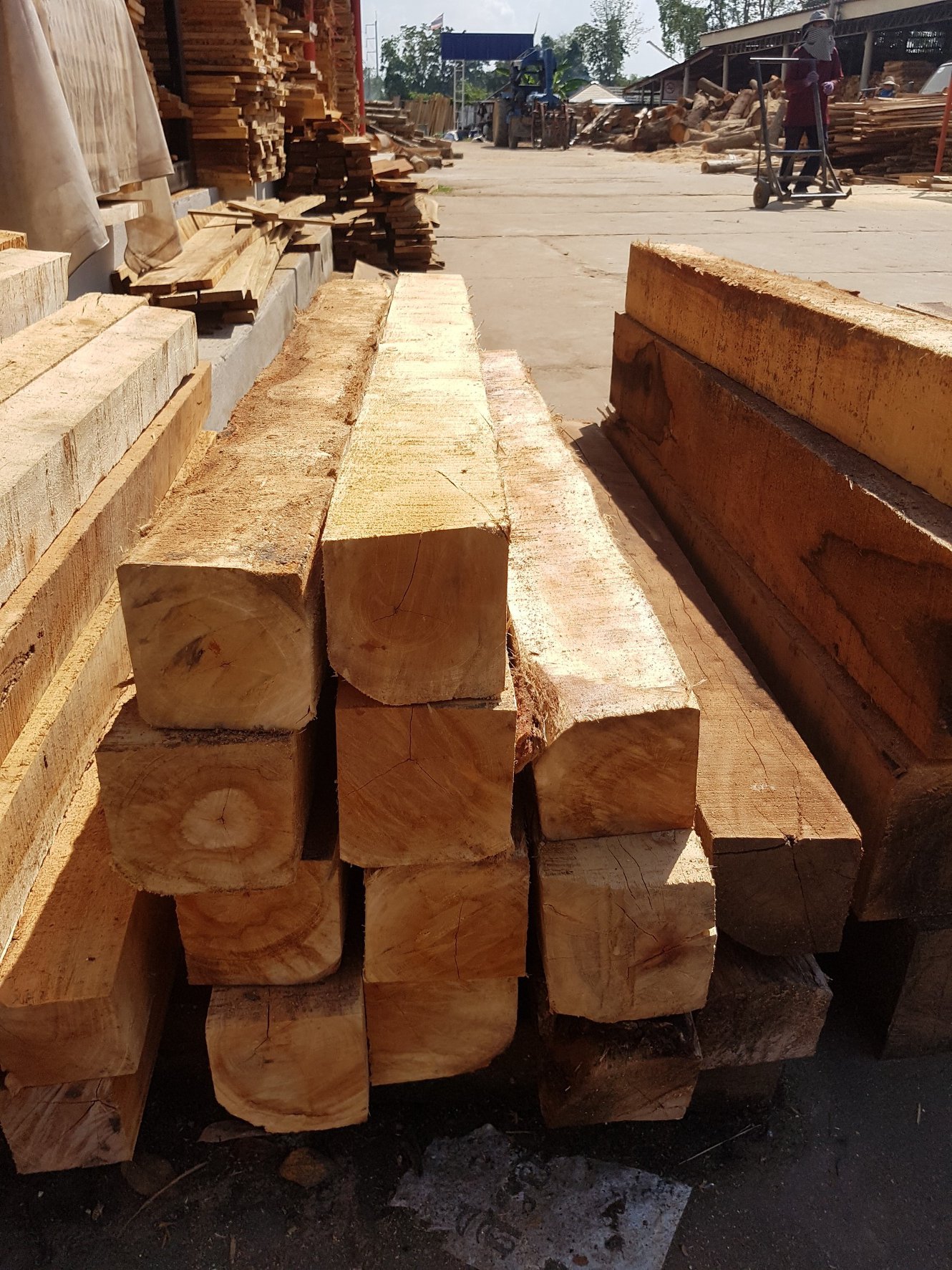 ( รหัส E1-เงา ) ศาลาไม้สัก เสาเหลี่ยมเอียง สีเงา คาตาล / นาด 2.30x2.30x3.00 เมตร