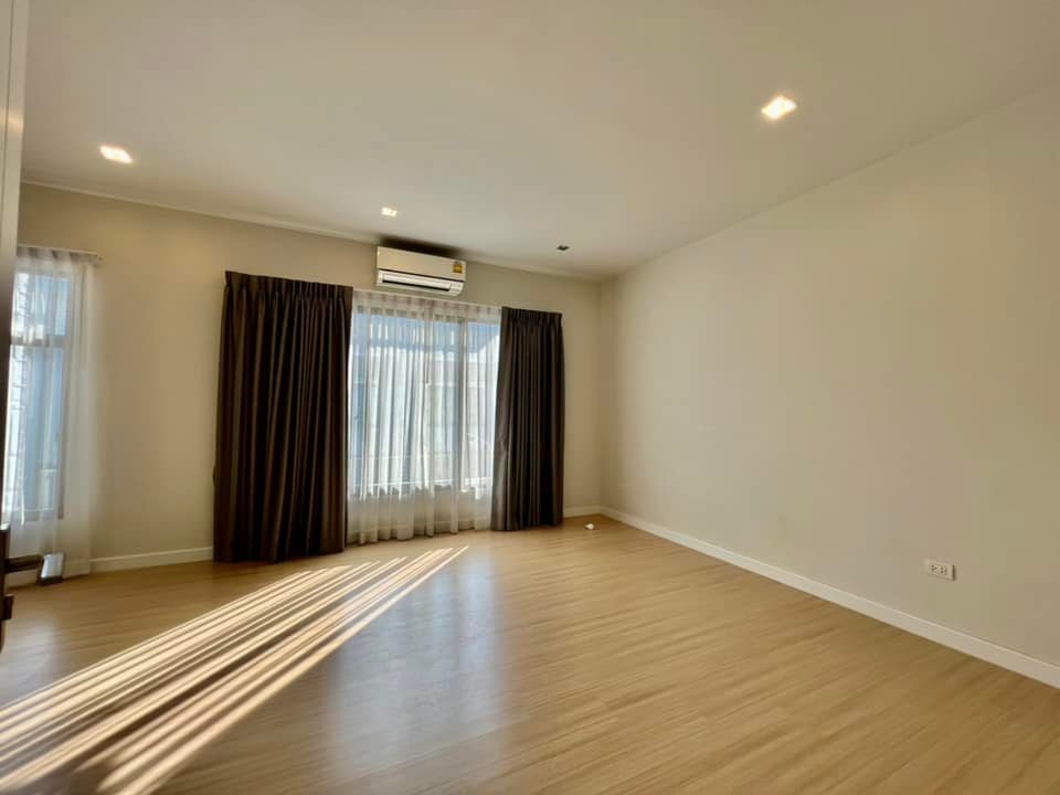 Townhouse Townhome for rent