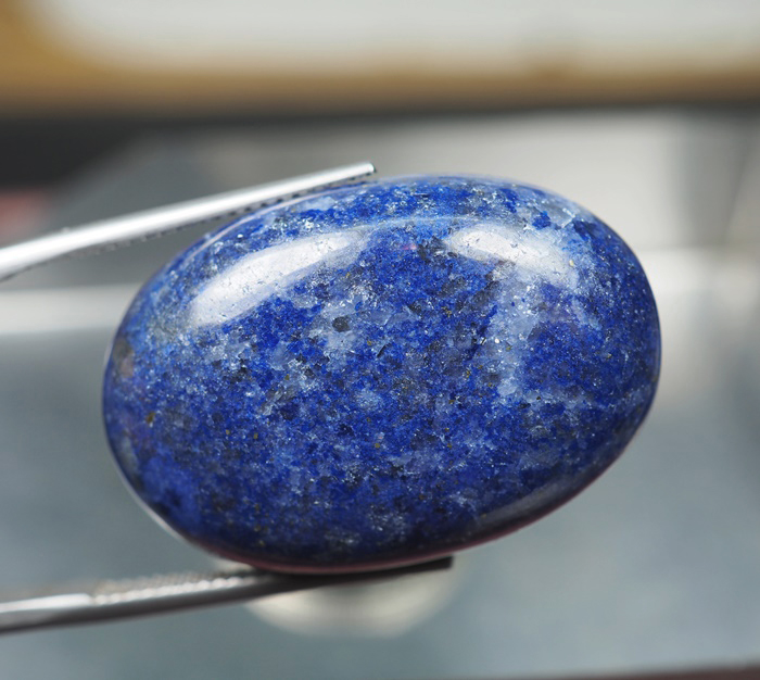 ลาพิส ลาซูลีสีฟ้า (Blue Lapis Lazuli) 41.95 กะรัต