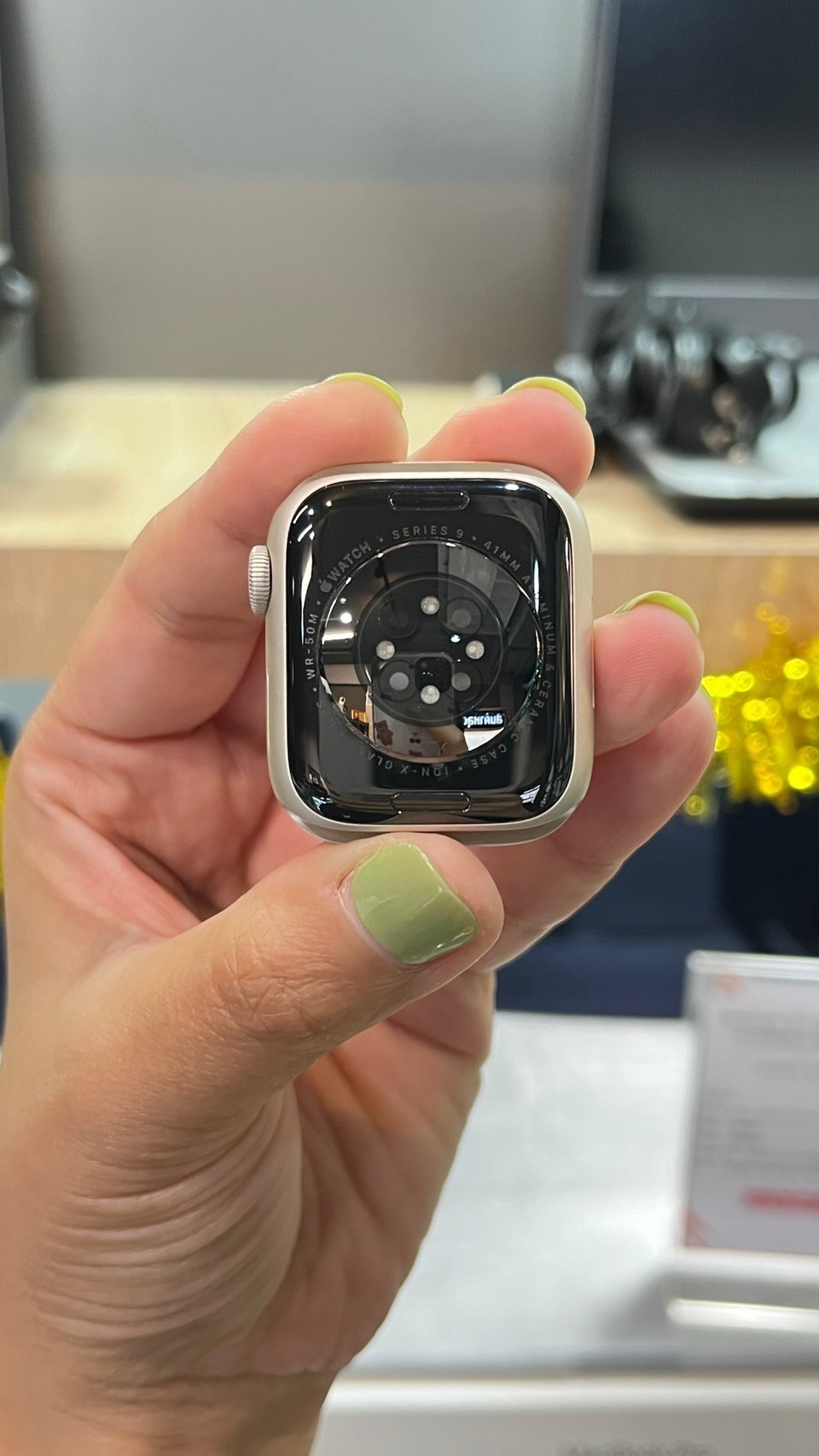 Apple Watch Series 9 GPS 41mm สีStarlight