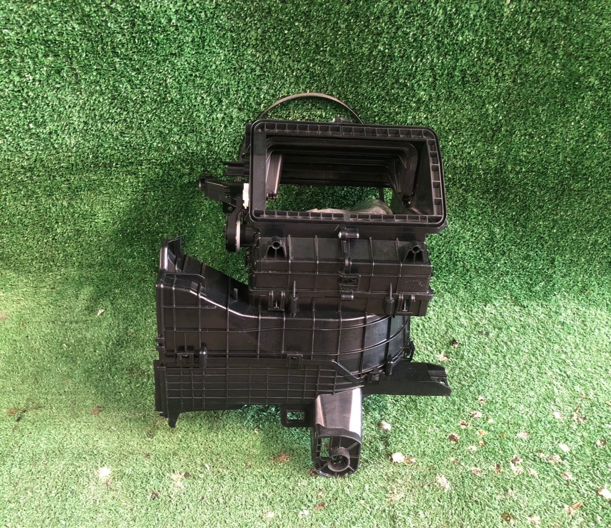 แอร์รถยนต์ Toyota Revo 2017 เทียม