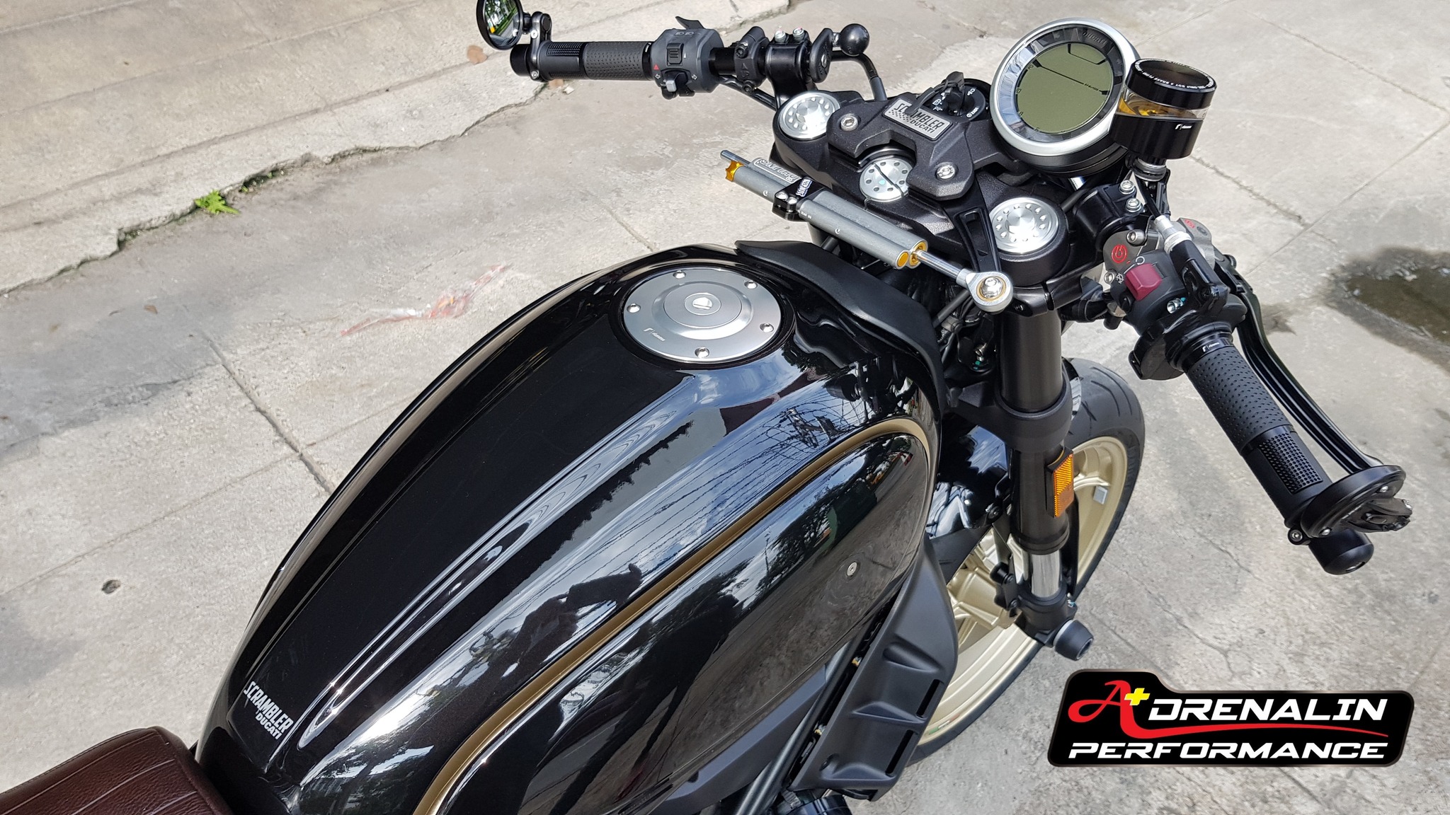 ขาจับกันสะบัด cnc racing สำหรับ Scrambler 800 ใช้กับ Ohlins