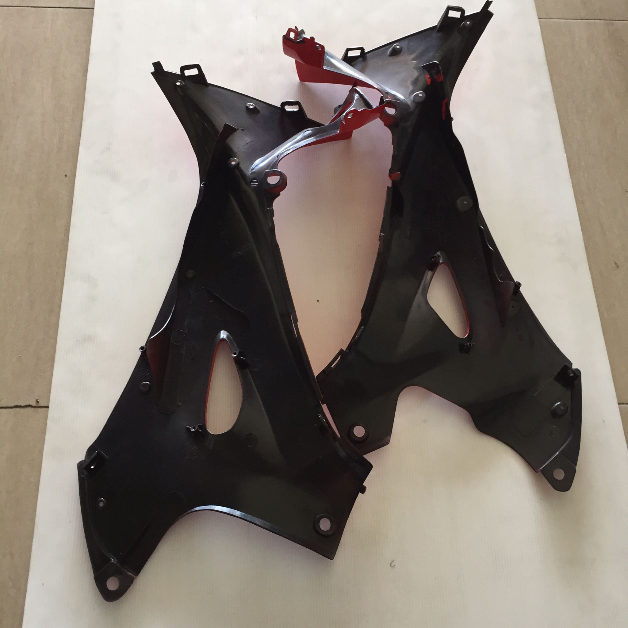 🟩 1309HW125N263 คอนโซลข้าง W-125 NEW แดงสด R263 ราคาต่อคู่ อะไหล่เทียบ NCA (นำเจริญ)