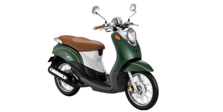 4D0-F8311-00-P7 บังลมหน้าสีเขียว สำหรับรุ่น FINO PREMIUM ปี 2008 อะไหล่แท้ YAMAHA