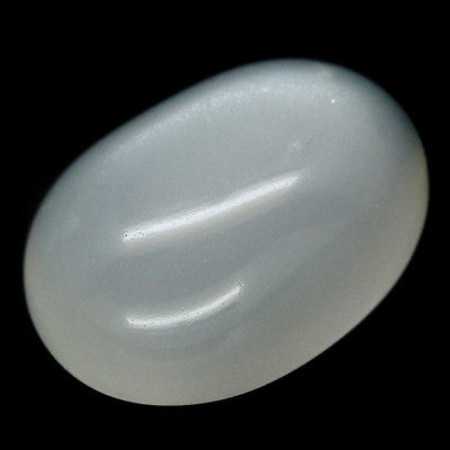 มูนสโตน (Moon Stone) 4.10 กะรัตสีขาว