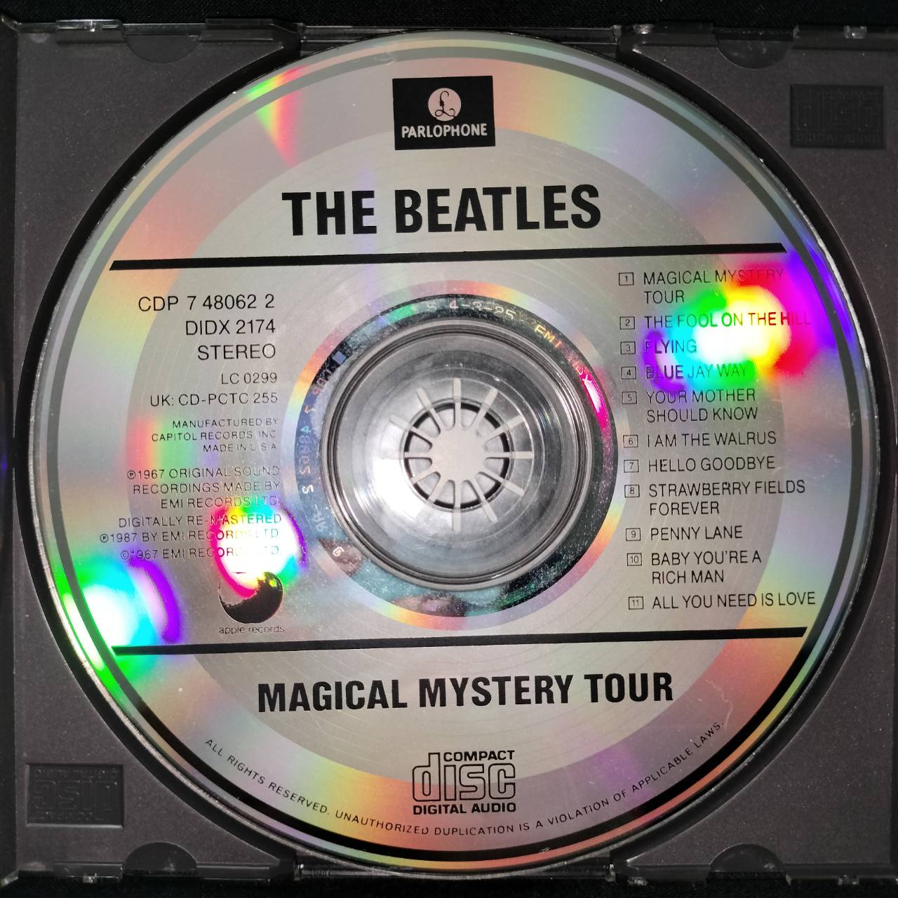 The Beatles – Magical Mystery Tour / USA / เป็นรอยเล็กน้อย