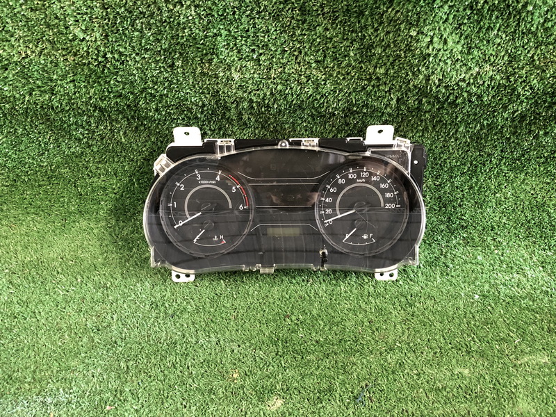 เรือนไมล์ Toyota Revo