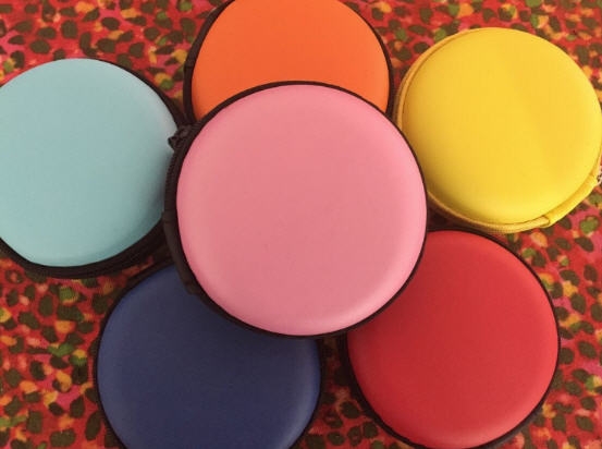 กล่องเก็บของ,กล่องเก็บหูฟัง,สินค้าพรีเมี่ยม 8*8*3 CM