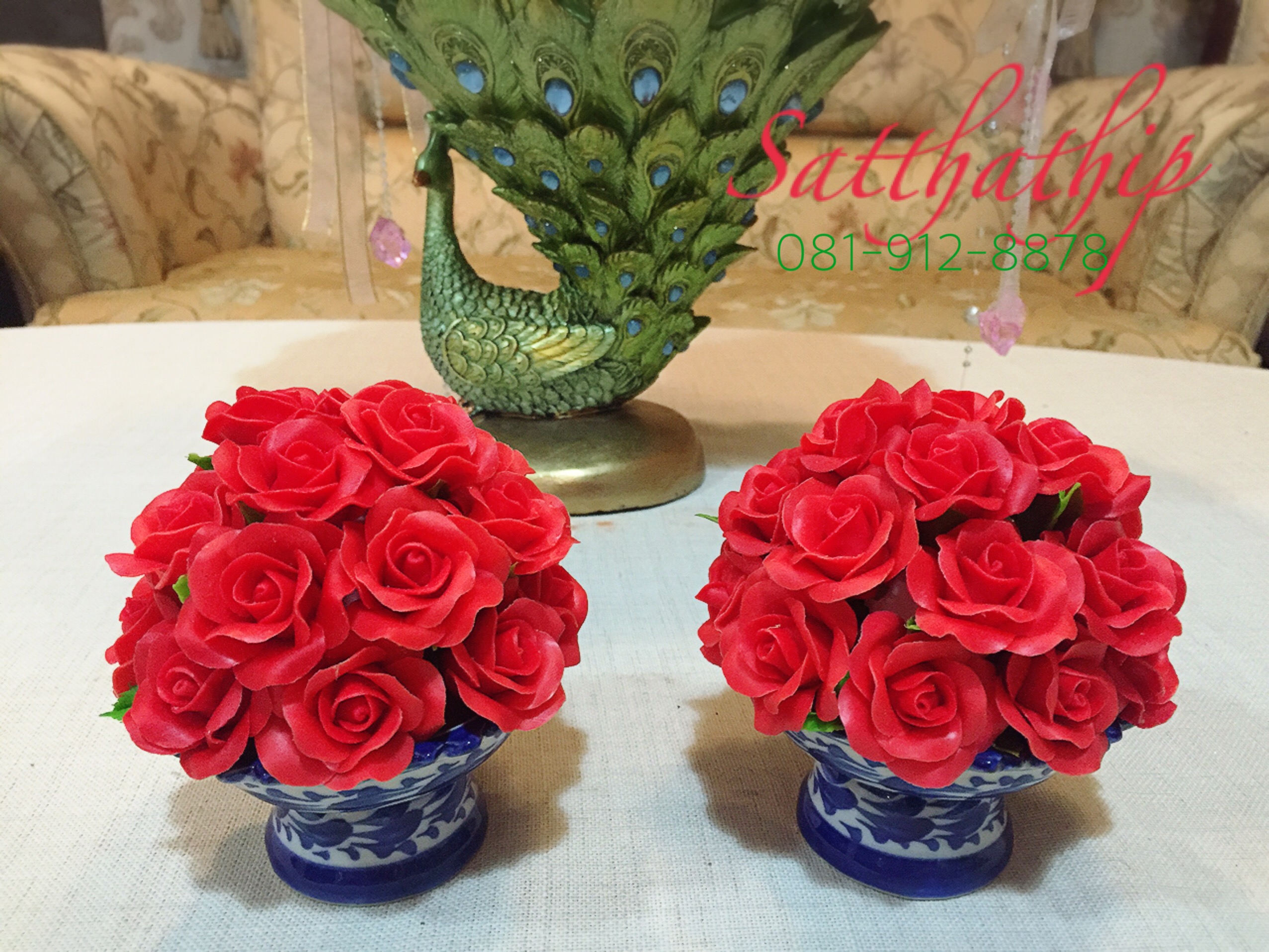 พานพุ่มดอกกุหลาบ - พานพุ่มดอกกุหลาบ (สีแดง) ประดิษฐ์จากดิน - Rose Flower - Phan bush