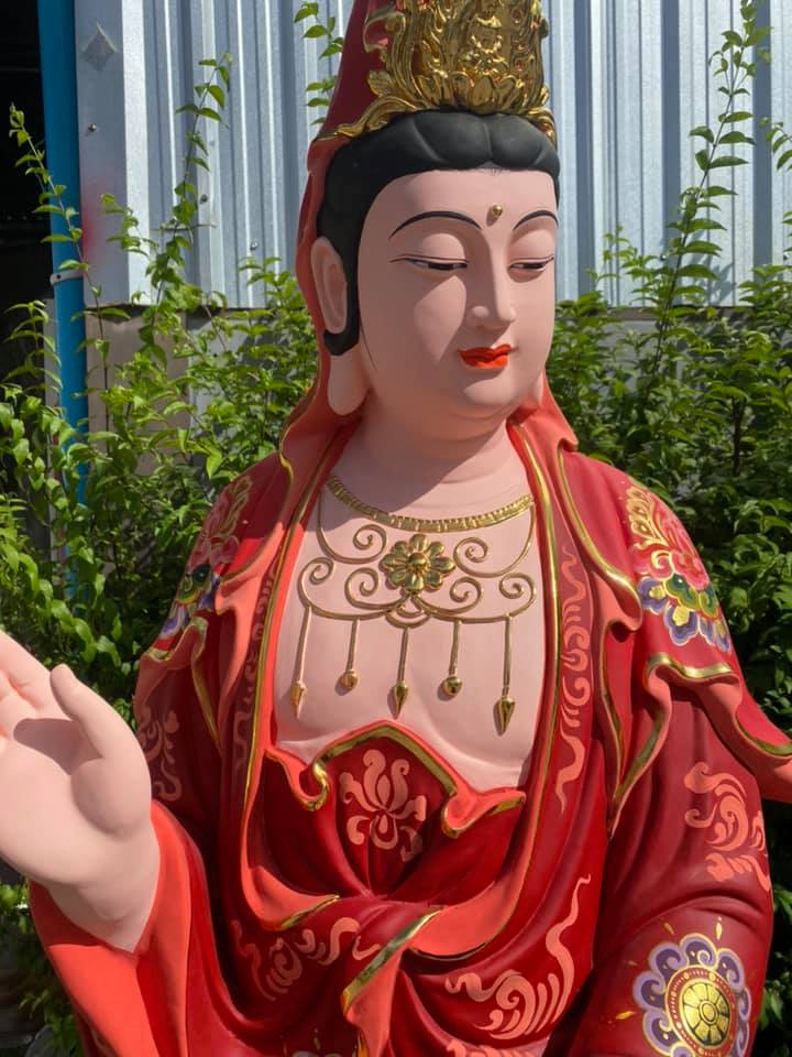เจ้าเเม่กวนอิม พระโพธิสัตว์กวนอิม สูง 1.70 เมตร