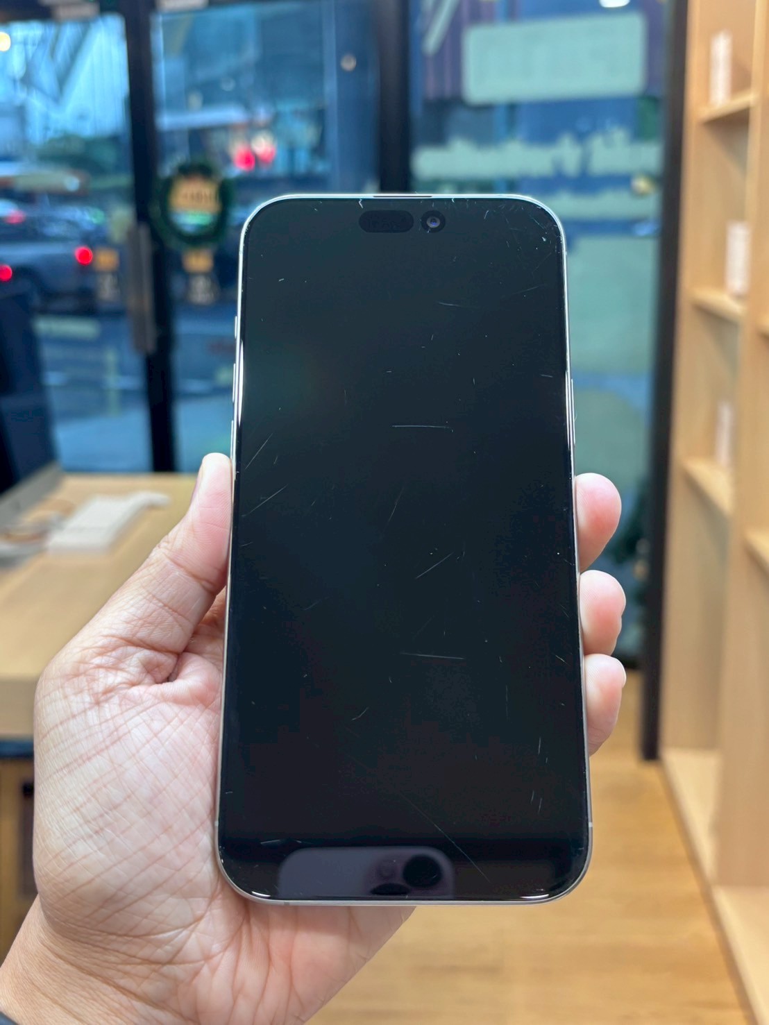 iPhone 16 Pro Max 256GB Natural Titanium