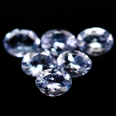 แทนซาไนท์ (Tanzanite) 2.65 กะรัต 18 ชิ้น