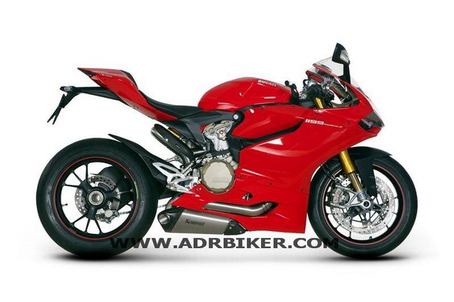 ท่อ Akrapovic Titanium สำหรับ 899 , 1199 PANIGALE (For Exhibition only)