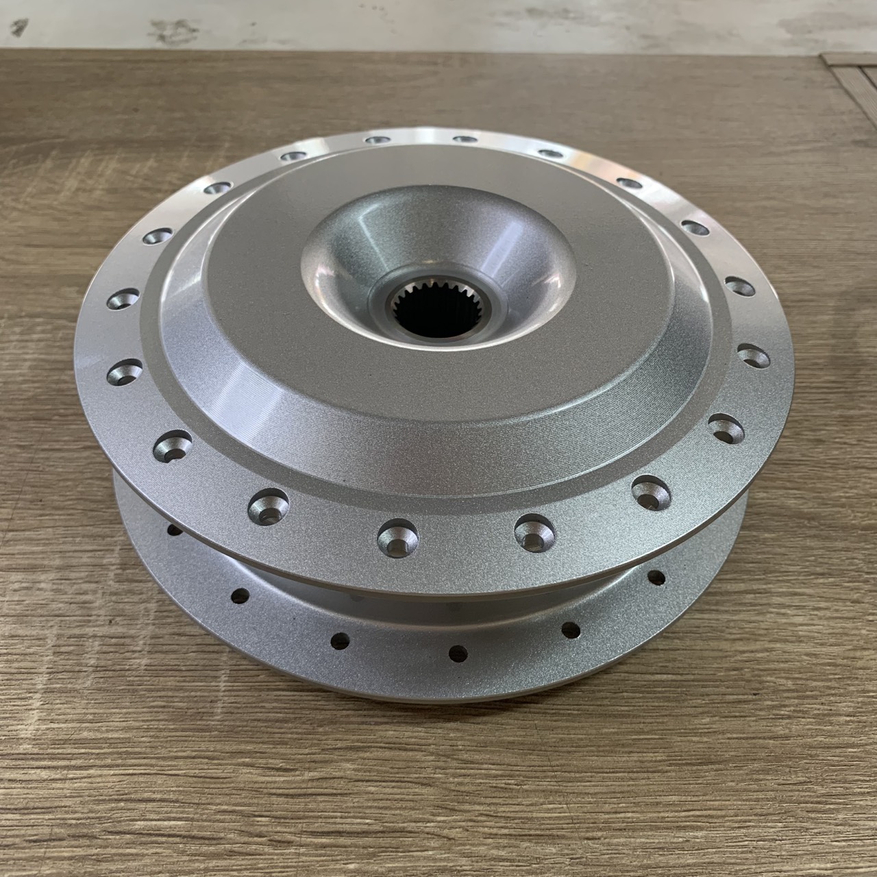 42601-KZR-700ZA ชุดดุมล้อหลัง CLICK125i 2012-2020 รถทุกสี อะไหล่แท้ HONDA