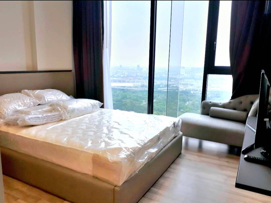 The Line Jatujak-Mochit